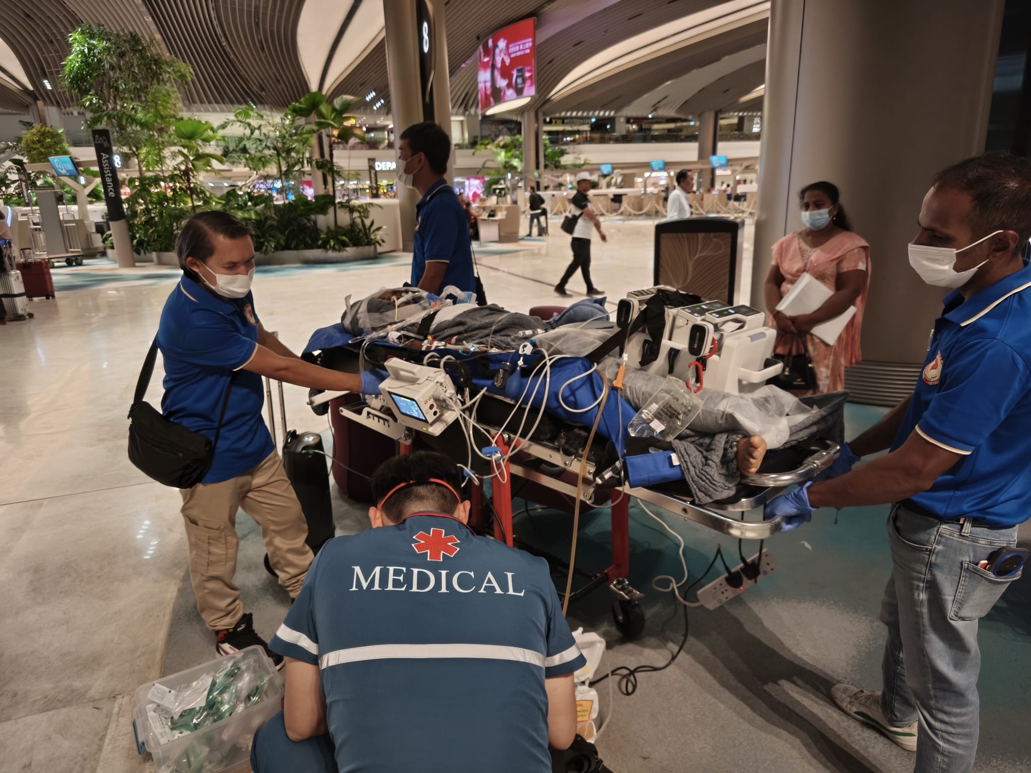 Air Ambulance Icu Team Singapore